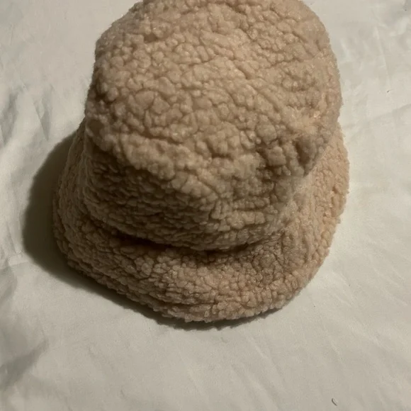 8 Other Reasons Cream Sherpa Bucket Hat - Picture 2 of 3